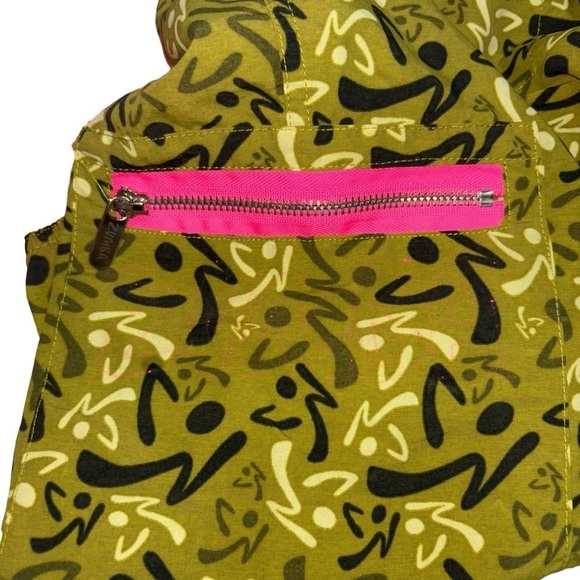 Zumba Women's Cropped Cargo Joggers Accent Waist Dance Gym Workout Fitness - Picture 7 of 7